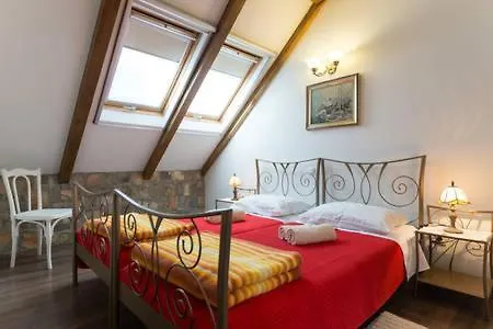 On Manus Apartmán